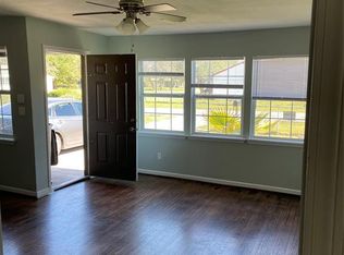 7614 Darnay Dr, Houston, TX 77033