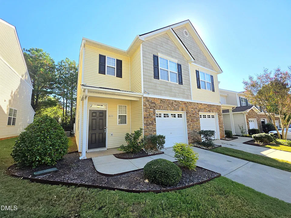 8220 Belneath Ct