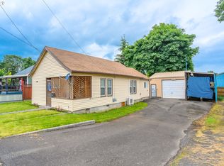 830 West St, Saint Helens, OR 97051