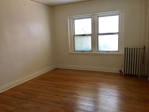 4th image of 709 E Ivinson Ave APT 25