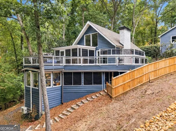 9170 Lisa Cir, Gainesville, GA 30506