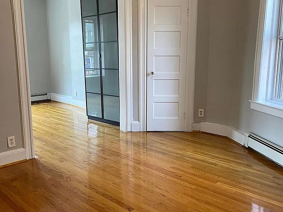 4th image of 52 Broadway APT 8