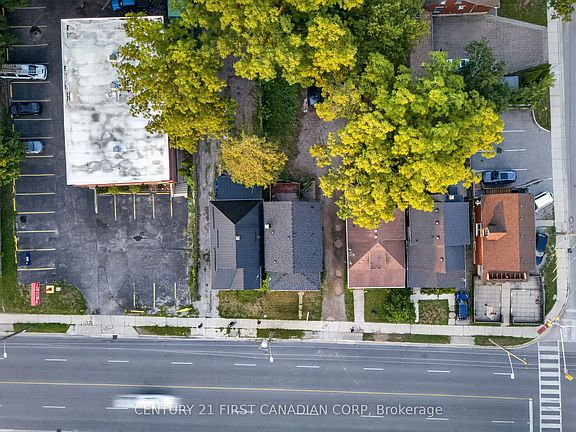 4th image of 384 Wharncliffe Rd S