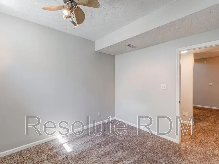 8262 Plumwood Ln — Photo 40