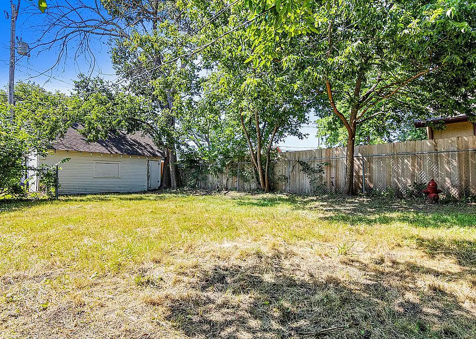 2nd image of 4326 5th Ave S