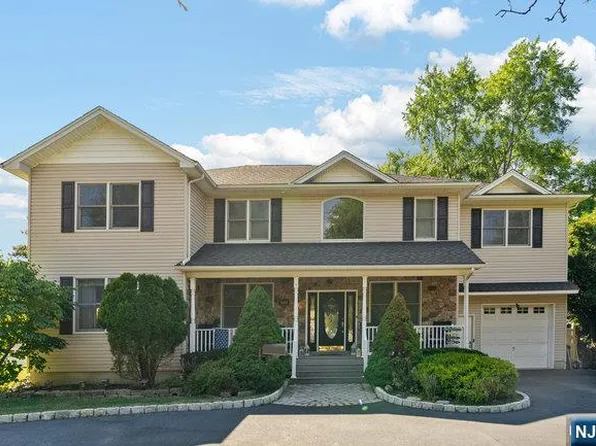 585 N Central Ave, Ramsey, NJ 07446