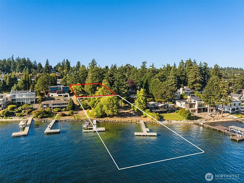 4th image of 10879 SE Lake Road