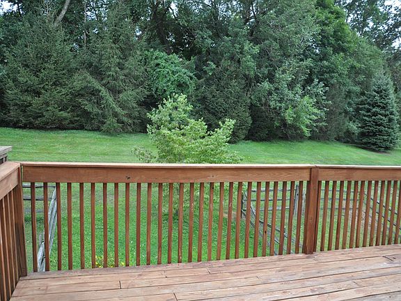  elevated deck with backyard view