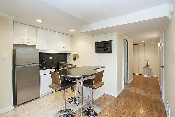 Rented by Kleier Residential | media 2