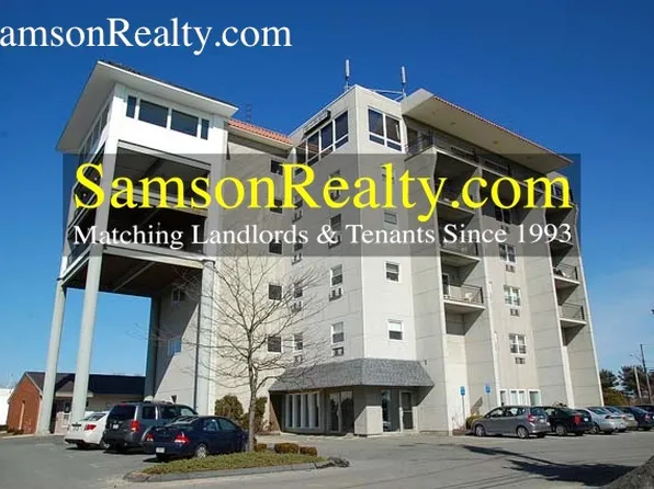 390 Metacom Ave, Bristol, RI