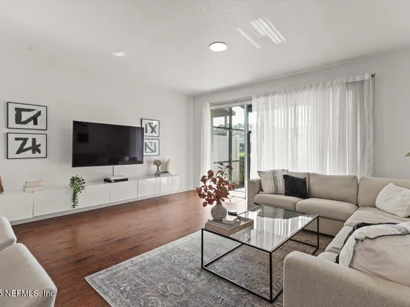 7497 SCARLET IBIS Lane, Jacksonville, FL 32256