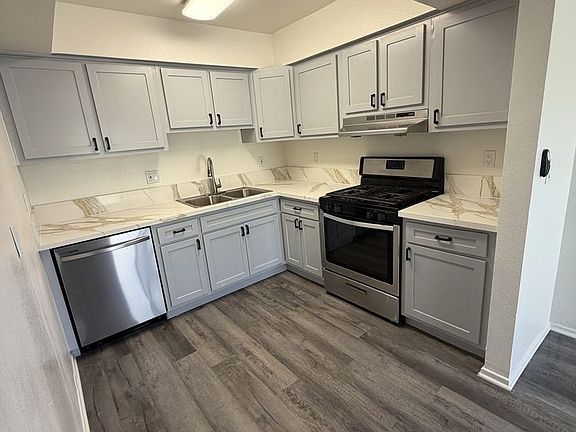 3rd image of 27077 Hidaway Ave #24