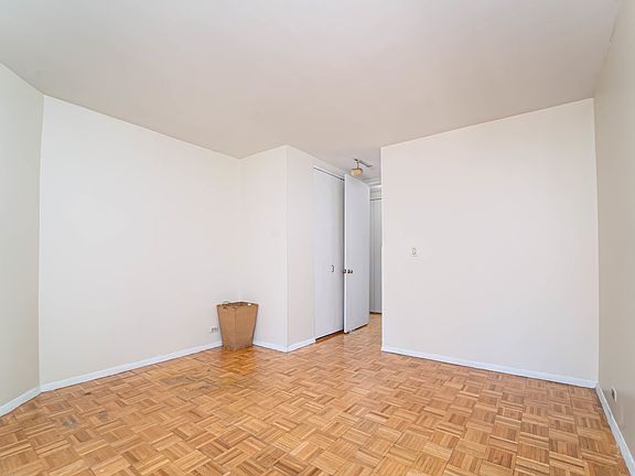 5th image of 350 W 50th St APT 4LL