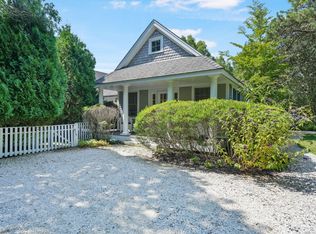 20 Meshacket Rd, Edgartown, MA 02539