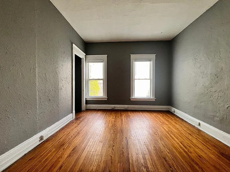 3915 Willys Pkwy — Photo 7