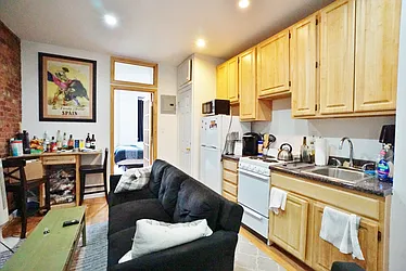 Rented by Best Apartments North Inc