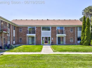 43244 Mound Rd #2, Sterling Heights, MI 48314