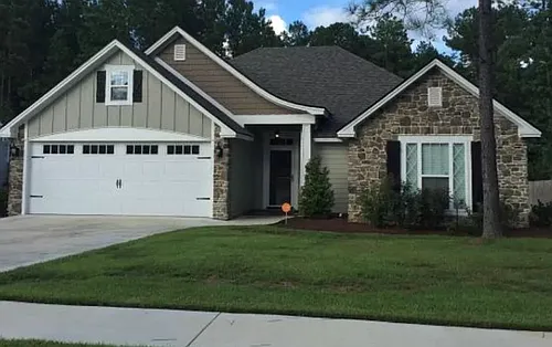 4347 Kenilworth Cir Photo 1