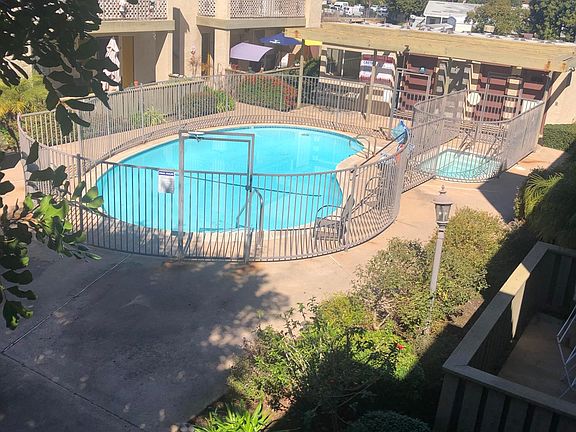 2nd image of 1026 E Washington Ave #17