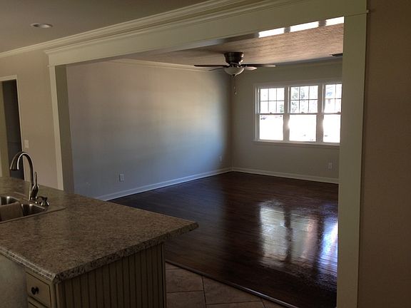 living or opt formal dining