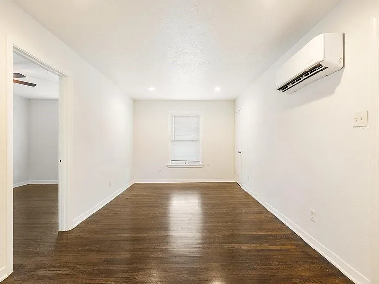 8451 1/2 Howard Dr — Photo 6
