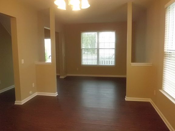 4th image of 3618 Cardinal Lake Dr