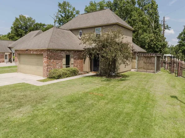 30347 Trace Ln, Walker, LA 70785