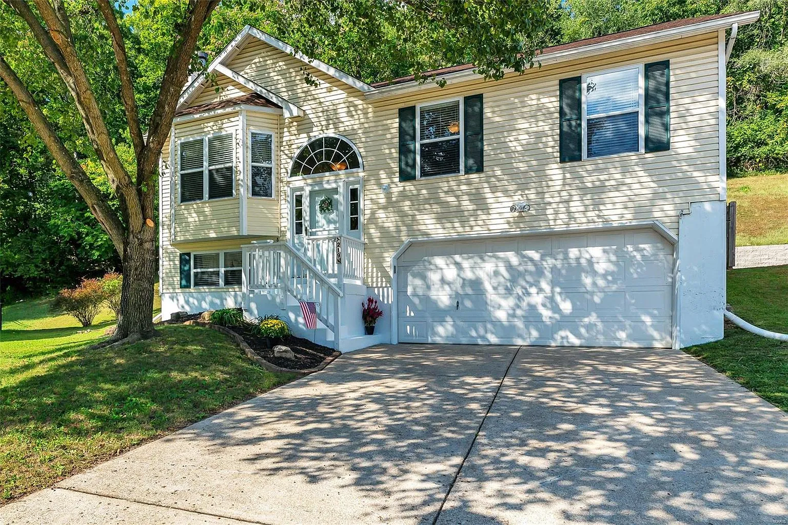 219 Wynstay Ave photo 1
