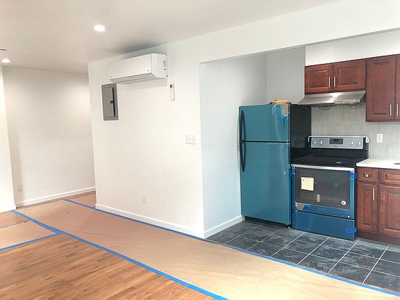 4th image of 30-15 39th Ave #2