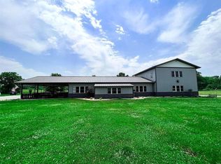 6038 McCarty Rd, Kinmundy, IL 62854