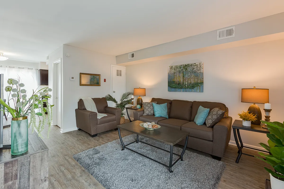 Building Photo - Baypointe Crossing Apartments