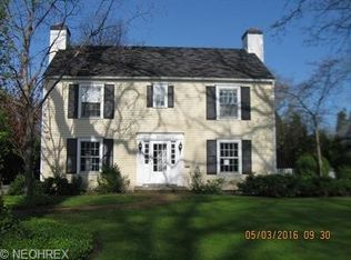 1102 Forest Rd, Lakewood, OH 44107