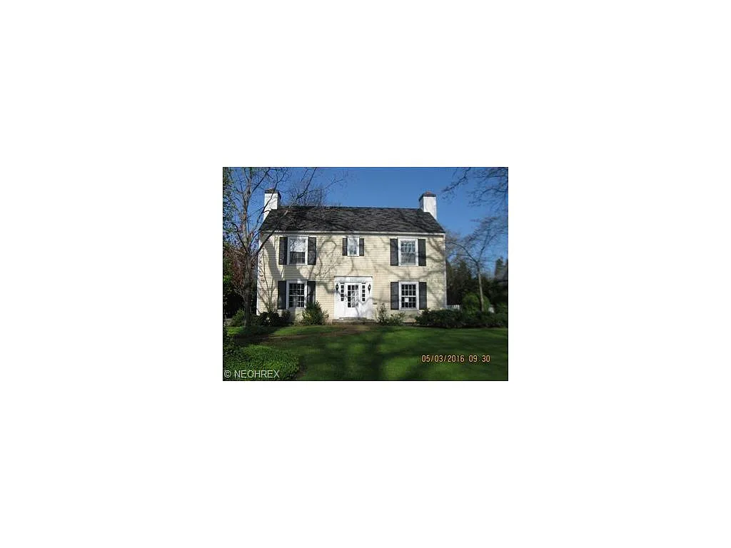 1102 Forest Rd photo 1