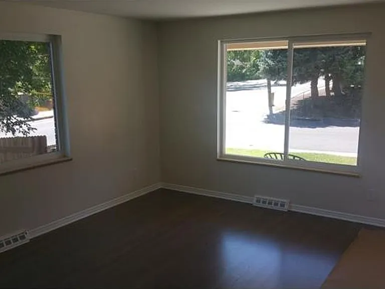 2600 Upham St — Photo 4