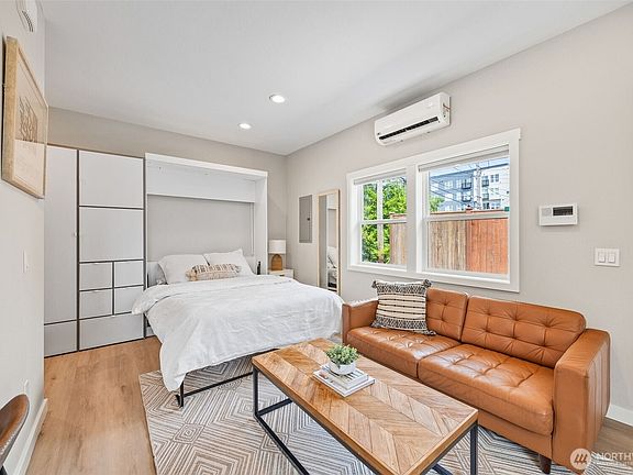 5th image of 3211 S 7th St Unit B