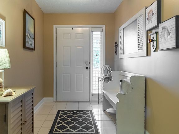 3rd image of 601 Dardanelles Dr