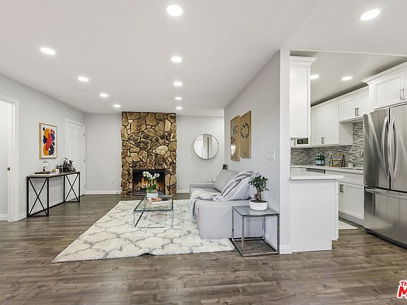 4th image of 3325 Bagley Ave APT 110