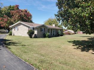7559 Scottsville Rd, Lafayette, TN 37083
