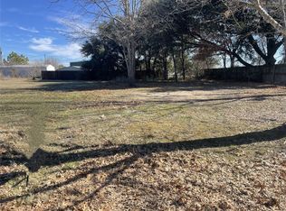 45 Masthead Rd, Mabank, TX 75156
