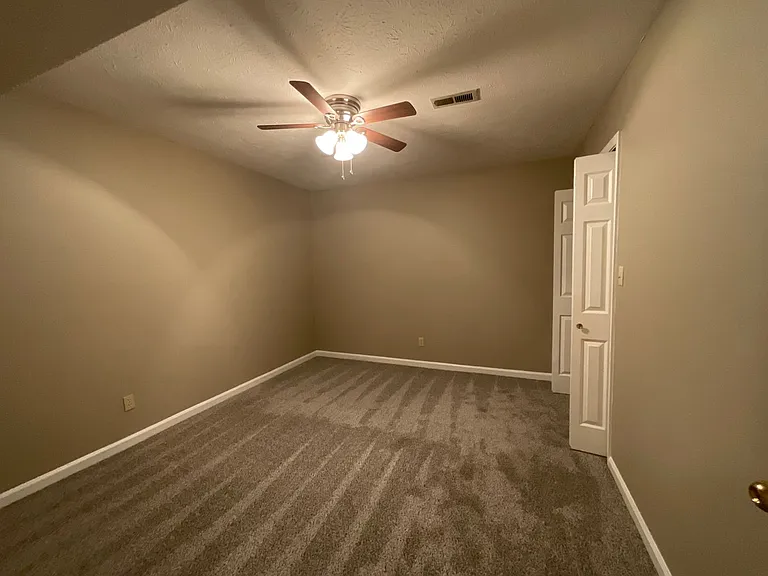 30272 Highway 95 N — Photo 30