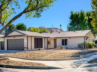 22570 Los Tigres Dr, Santa Clarita, CA 91350