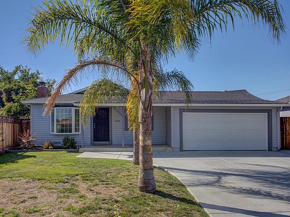 2nd image of 1253 Farringdon Dr