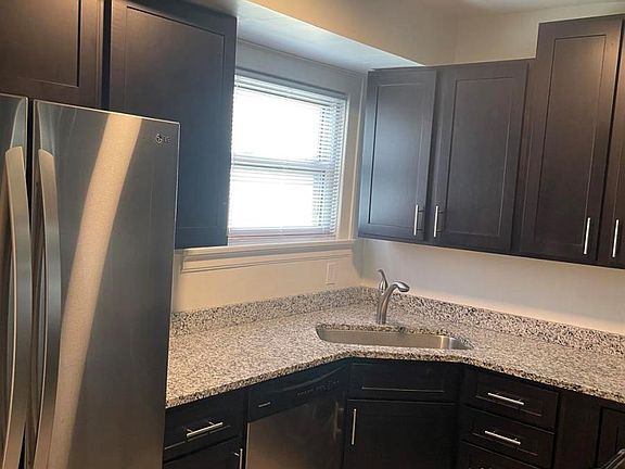 2nd image of 2631 Bellevue Ave #2631