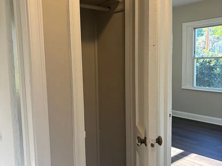 2565 Brentwood Pl — Photo 14
