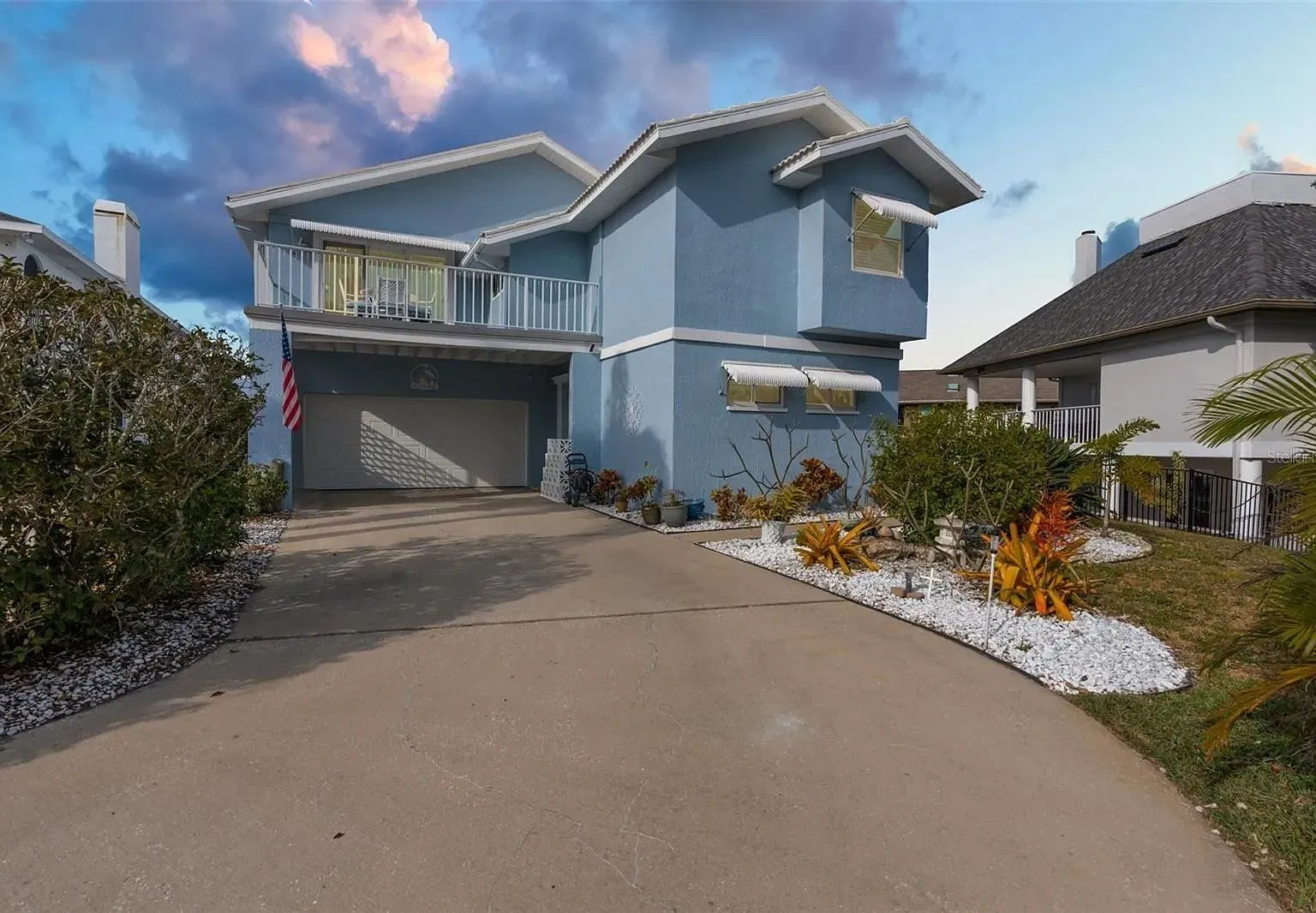 4 bed, 3.0 bath, 3064 sqft, $6,100 — Photo 1