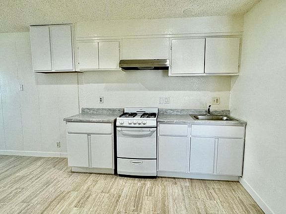 2nd image of 44756 2nd St E APT 6