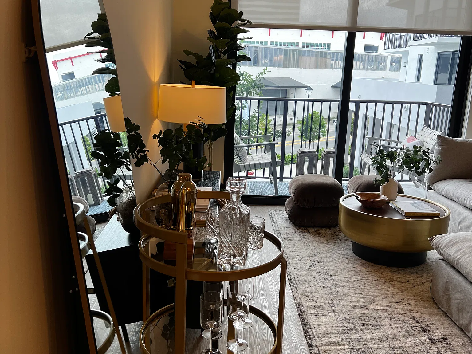 2 bed, 987 sqft, $2,499 — Photo 4