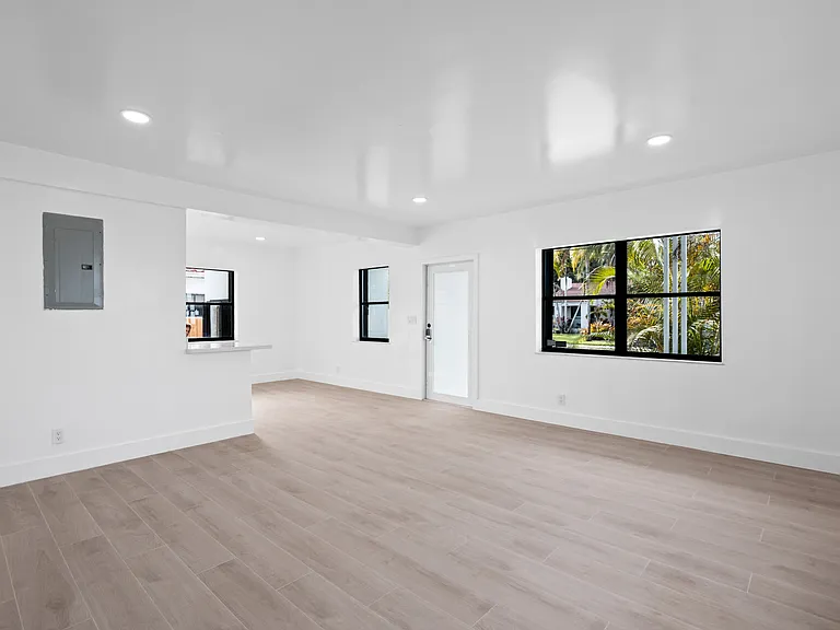 442 NE 71st St #1 — Photo 16