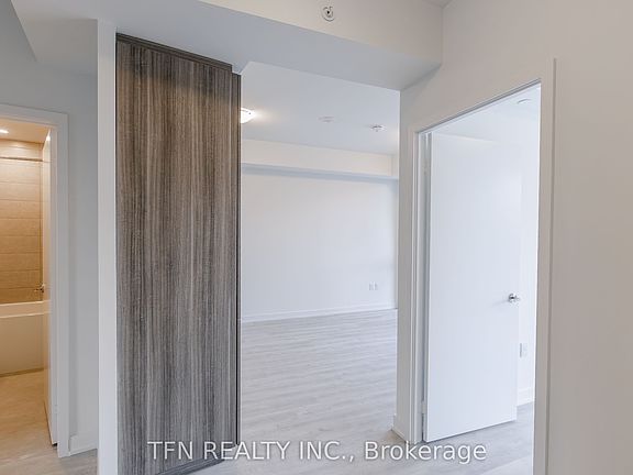 5th image of 15 Richardson St #801