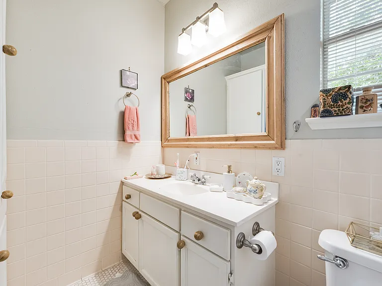 6219 Revere Pl — Photo 18